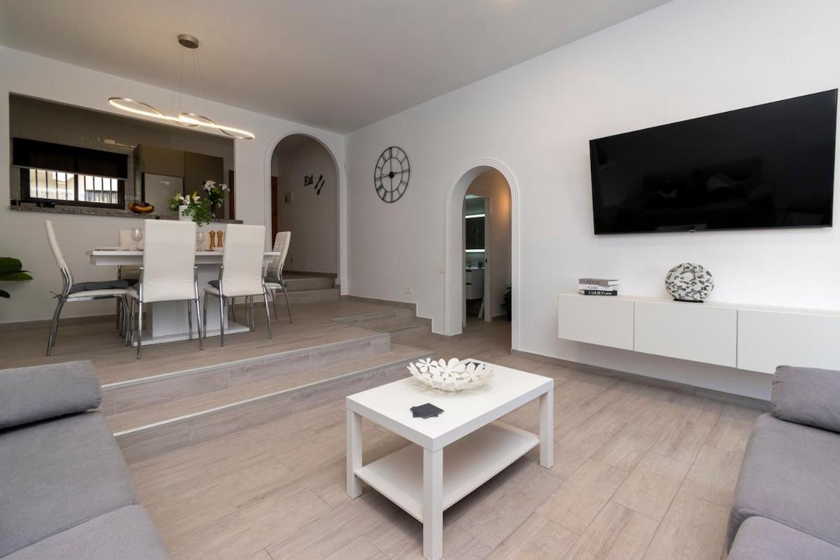 Cristian Sur Luxury 2 Bedroom Apartment Los Cristianos (Tenerife) Buitenkant foto